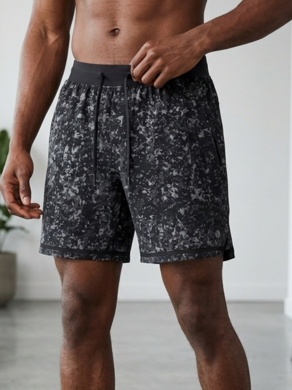 Lululemon Men's Black Speckled Performance Shorts small